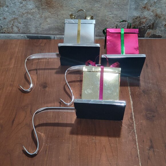 Metal Ribbon Gift Box Stocking Hanging Holder Set of 3 - Picture 9 of 12